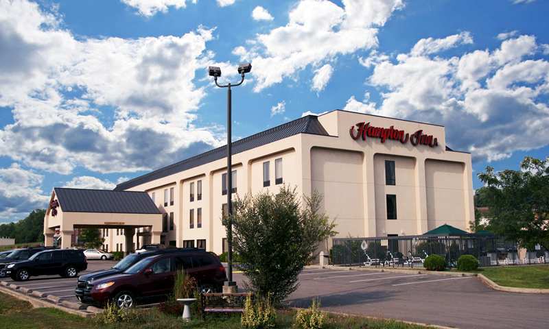 温菲尔德泰斯希尔顿恒庭酒店 Teays Valley 外观 照片
